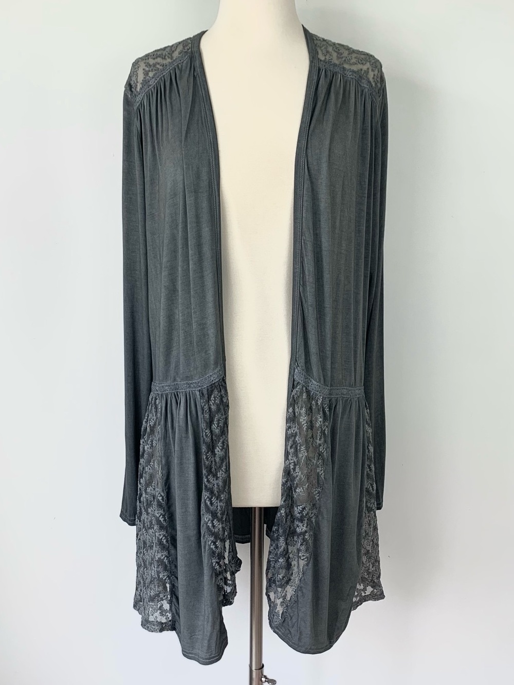 SALE Boho Cotton Gray Lace Open Front Cardigan S/M NWT